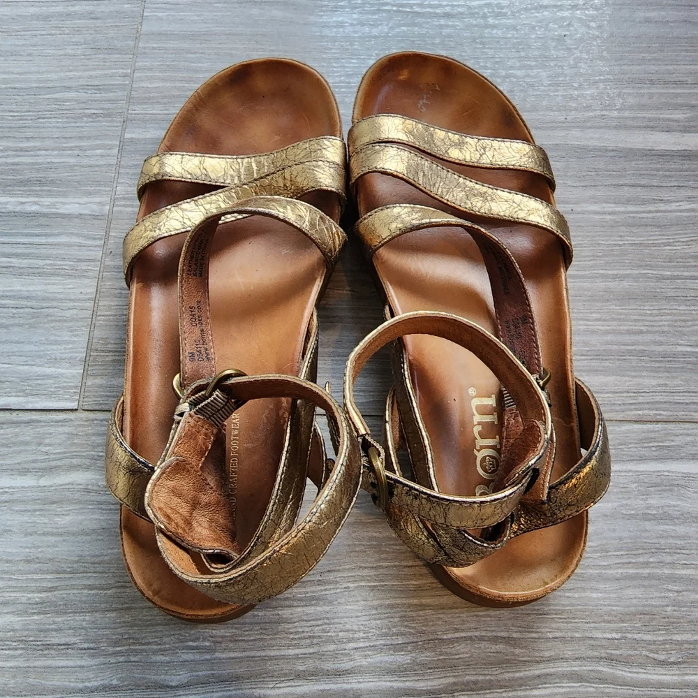 BORN sandals pre-loved - Picture 5 of 6